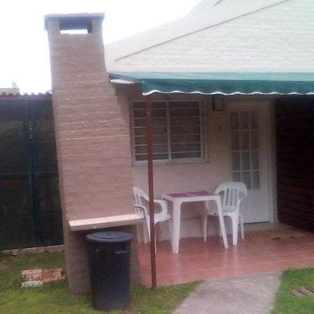Cabanas Las Flores Hotel Chascomus Exterior photo
